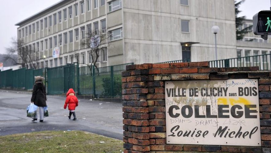 Vue extérieure en date du 17 février 2010 d'un collège de Seine-Saint-Denis
