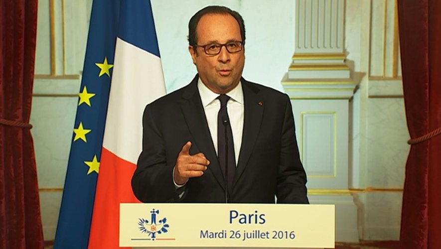 Capture d'écran d'AFP TV du président François Hollande lors de son allocution après l'attaque terroriste à  Saint-Etienne-du-Rouvray, le 26 juillet 2016 à l'Elysée à Paris