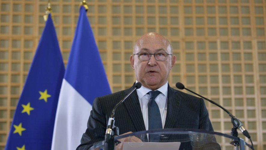 Le ministre des Finances Michel Sapin lors d'une conférence de presse le 16 septembre 2015 au ministère à Bercy