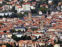 Millau : une adolescente tuée de plusieurs coups de couteaux
