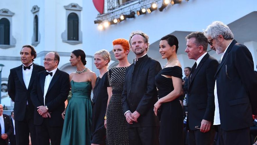 Les membres du jury à leur arrivée à la projection de "Birdman" le 28 août 2014 en ouverture de la Mostra à Venise