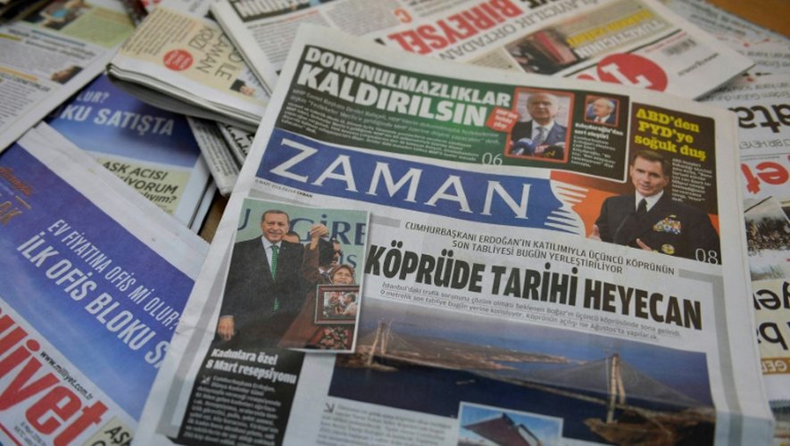 La Turquie ordonne la fermeture de 45 journaux et 16 chaînes de télévision après le putsch raté du 15 juillet