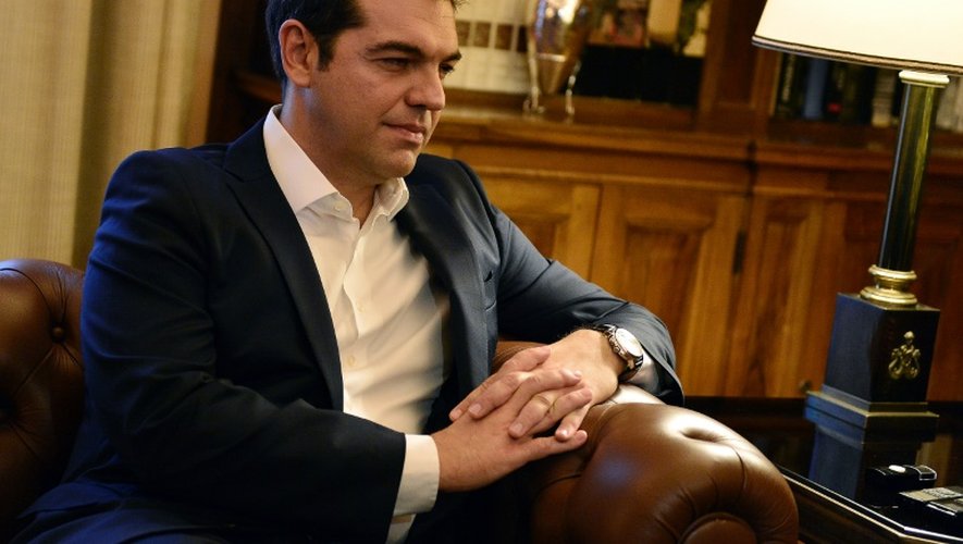 Le Premier ministre Alexis Tsipras du parti de gauche radicale Syriza avant un entretien avec président grec Prokopis Pavlopoulos, le 21 septembre 2015 à Athènes