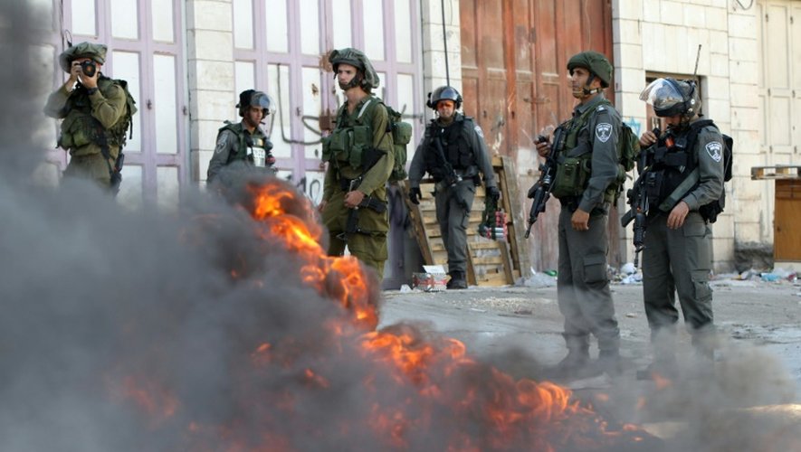 Les forces de sécurité israéliennes le 18 septembre 2015 à Hébron