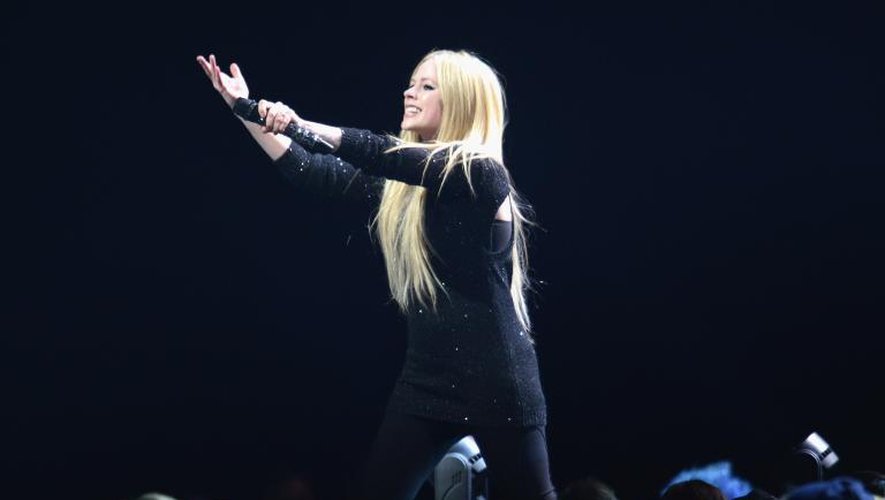 Avril Lavigne sur scène, le 9 décembre 2013 à Chicago