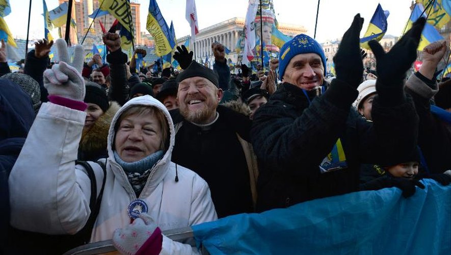 Manifestants pro-européens le 14 décembre 2013 place de l'Indépendance à Kiev
