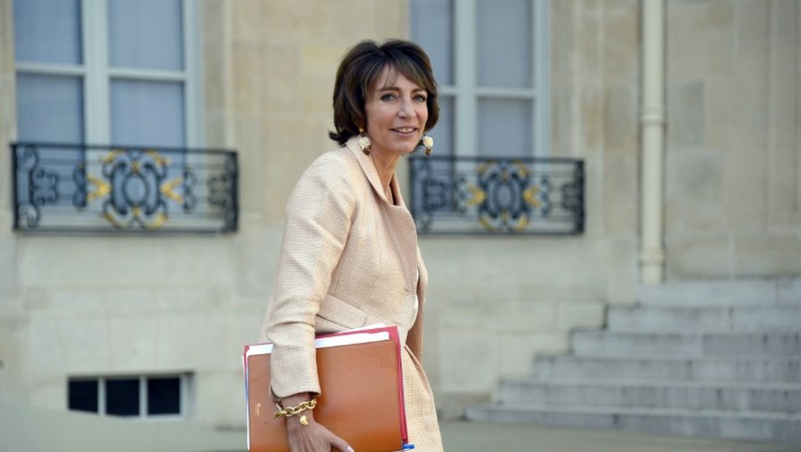 La ministre des Affaires sociales et de la Santé Marisol Touraine à la sortie du conseil des ministres le 23 septembre 2015 à l'Elysée à Paris