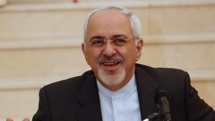 Le ministre iranien des Affaires étrangères, Mohammad Javad Zarif, à Mascate le 2 décembre 2013