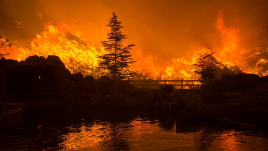 Incendie le 23 juillet 2016 à Santa Clarita en Californie