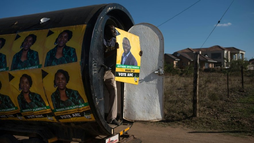 Une affiche électorale d'un candidat de l'ANC, le 2 août 2016 à Vuwani