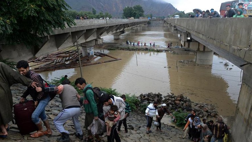 Inondations dues aux pluies torrentielles de la mousson le 6 septembre 2014 à Srinagar