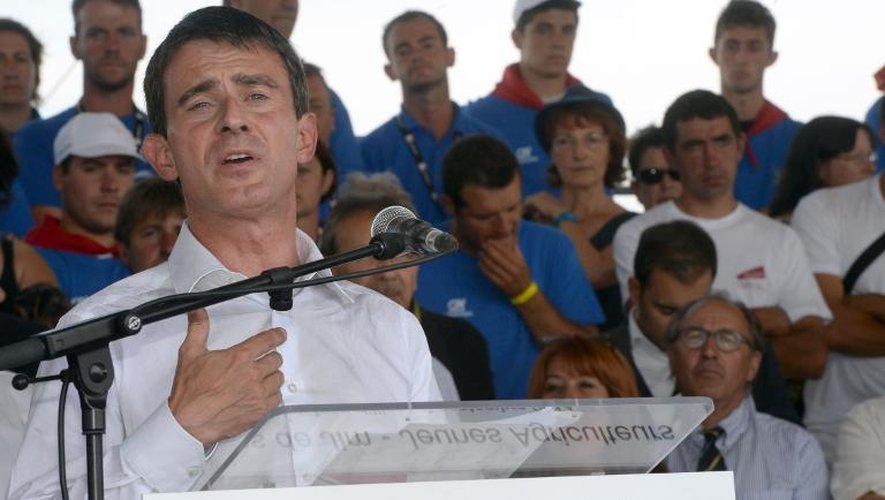Le Premier ministre Manuel Valls lors des Terres de Jim, plus grand rassemblement européen organisé par le syndicat des Jeunes agriculteurs, le 6 septembre 2014 à Saint-Jean-d'Illac en Gironde