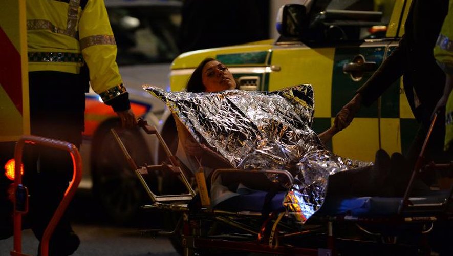 Une personne blessée le 19 décembre 2013 lors de l'effondrement de l'Apollo Theatre à Londres