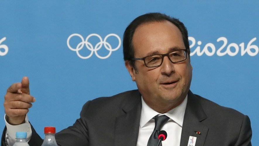 Le président français François Hollande lors d'une conférence de presse à Rio de Janeiro, le 5 août 2016