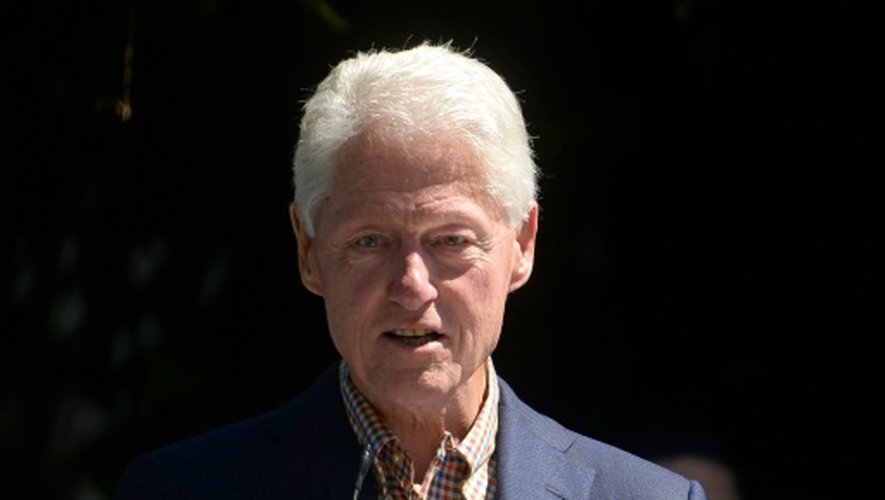 Bill Clinton à Santa Teclo, au Salvador, le 9 novembre 2015