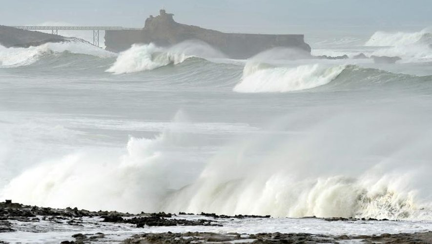 Des vagues sur le littoral de Biarritz le 22 décembre 2013