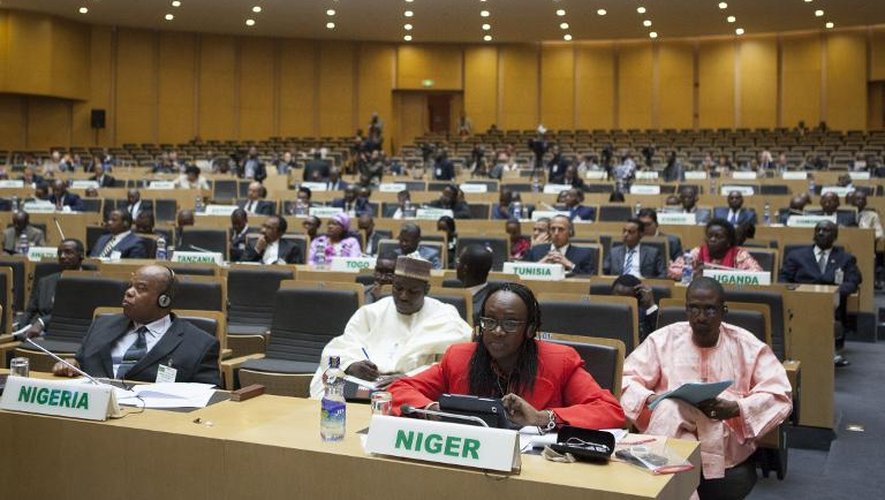 Des représentants des pays de l'Union Africaine participant à la réunion d'urgence sur l'épidémie du virus Ebola, le 8 septembre 2014 à Addis Abeba