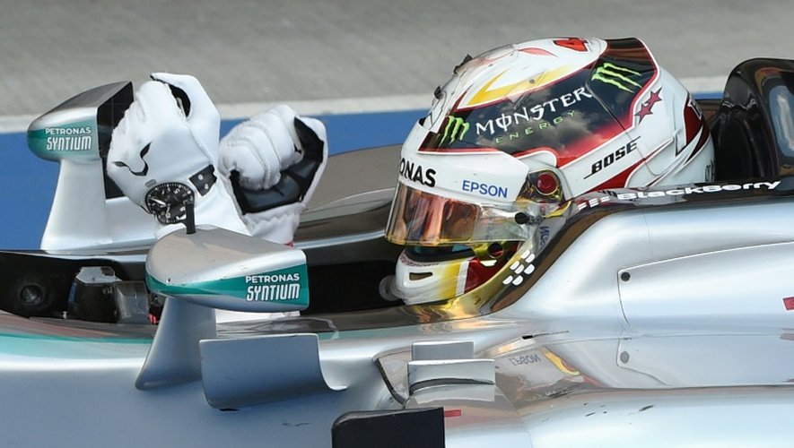 Lewis Hamilton à son arrivée du  Grand Prix du Japon de Formule 1 le 27 septembre 2015 à Suzuka
