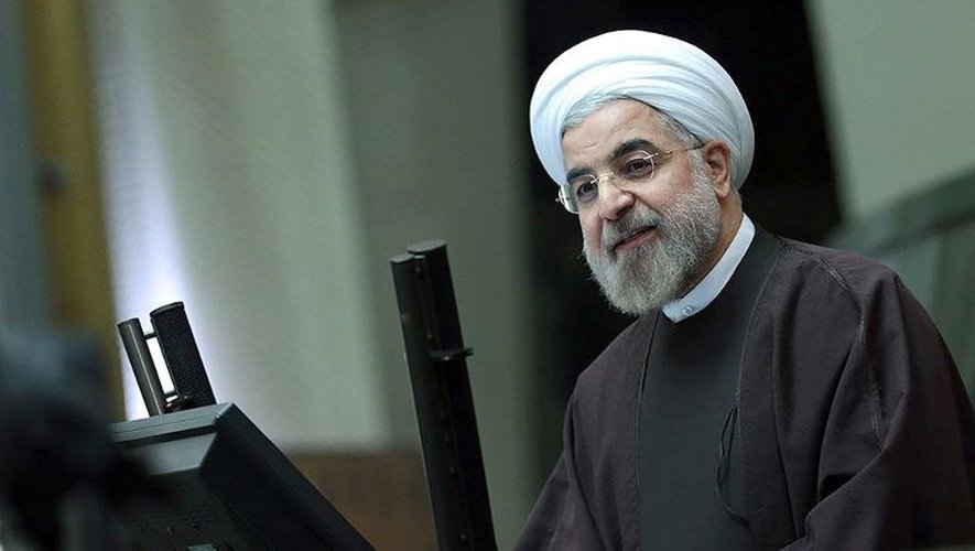 Le président de la république iranien Hassan Rohani, au Parlement, à Téhéran le 8 décembre 2013