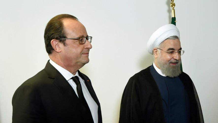 Le président français François Hollande et son homologue iranien Hassan Rohani au siège des Nations Unies à New York, le 27 septembre 2015