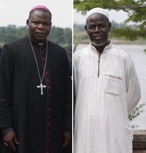 Montage de photos d'archives de l'archevêque Dieudonne Nzapalainga et de l'imam Omar Kobine Layama à Bangui