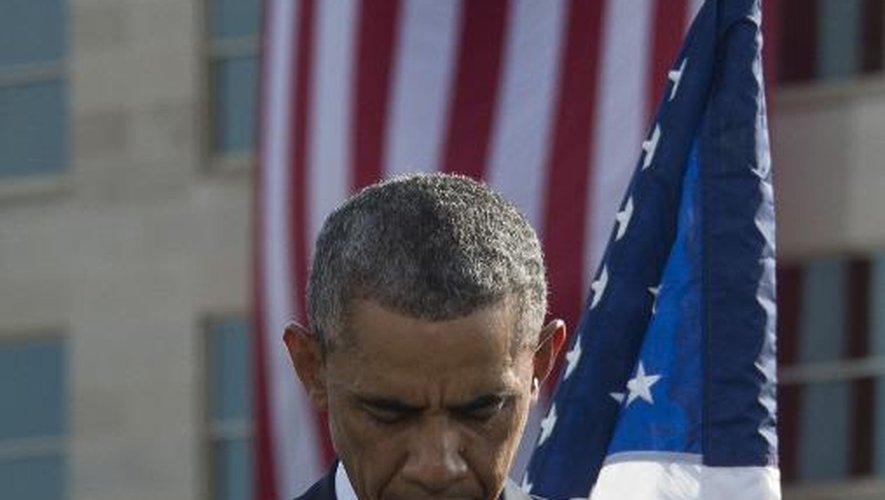 Le président américain Barack Obama rend hommage aux victimes des attentats du 11 septembre 2001 au Pentagone à Washington le 11 septembre 2014