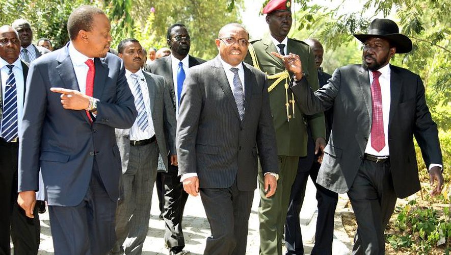 Les présidents kenyan Uhuru Kenyatta, éthiopien Hailemariam Desalegn et Sud-Soudanais Salva Kiir  le 26 décembre à Juba