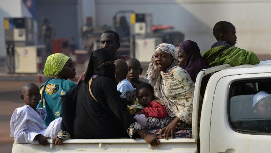 Des Tchadiens fuient Bangui, le 28 décembre 2013