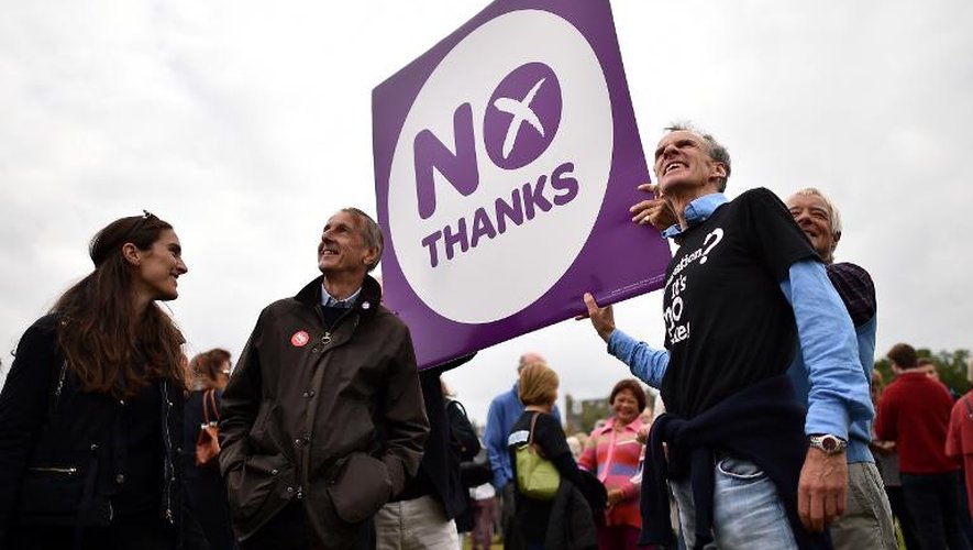 Des partisans du "Non" au référendum sur l'indépendance de l'Ecosse rassemblés à Edimbourg, le 14 septembre 2014