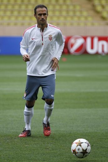 Le défenseur expérimenté de Monaco Ricardo Carvalho, à l'entraînement de son équipe, le 15 septembre 2014 à Monaco, à la veille d'affronter Leverkusen en Ligue des champions