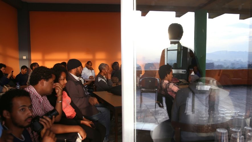 Des entrepreneurs réunis au sein de l'incubateur de start-up XHub à Addis Abeba, le 24 septembre 2015