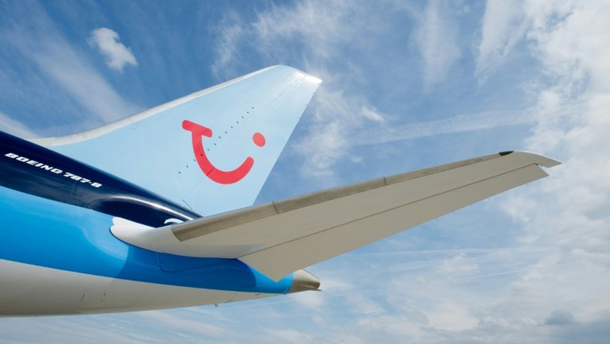 Un Boeing 787 "Dreamliner" de Thomson Airways avec le logo du groupe de tourisme TUI à l'aéroport d'Hannovre le 12 juin 2013