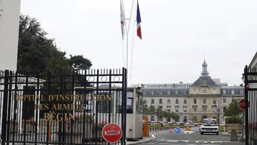 L'entrée de l'hôpital militaire Bégin à Saint-Mandé le 4 septembre 2014