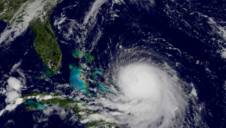 Image satellite de la NASA de l'ouragan Joaquin le 30 septembre 2015 à l'approche des Bahamas