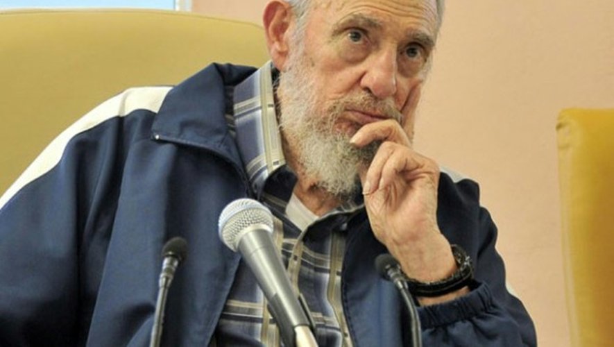 L'ancien dirigeant cubain Fidel Castro le 9 avril 2013 à La Havane sur une photo publiée par le site cubain officiel www.cubadebate.cu
