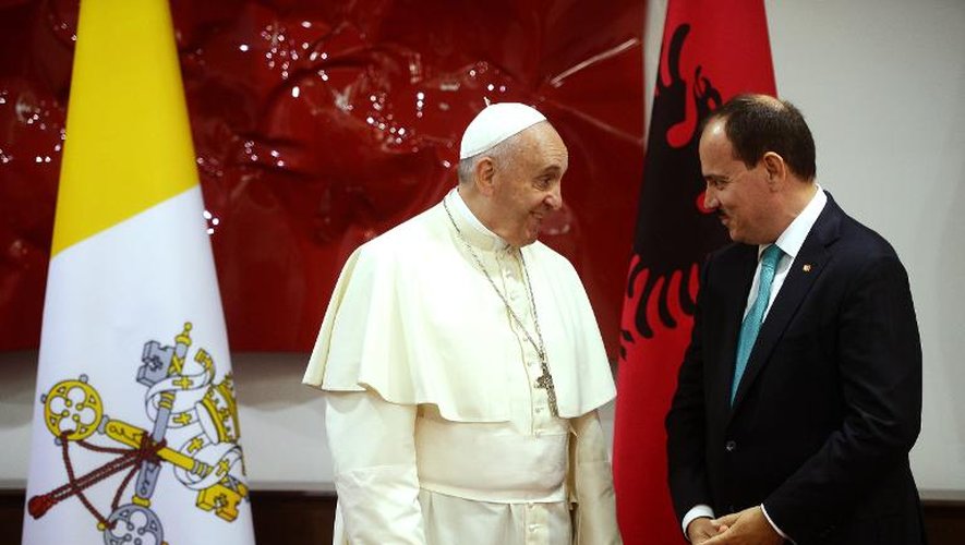 Le pape François et le président albanais Bujar Nishani le 21 septembre 2014 à Tirana
