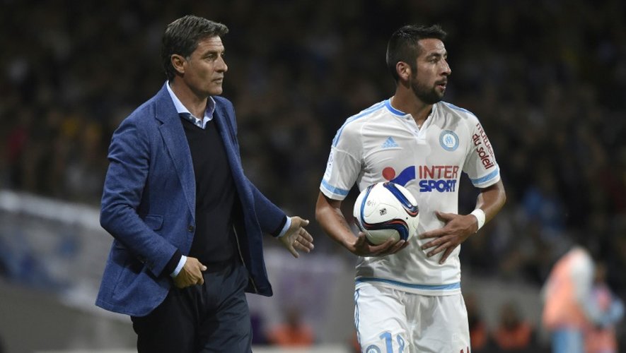 L'entraîneur de Marseille Michel (g) lors du match de L1 contre Toulouse, le 23 septembre 2015 au Stadium Municipal