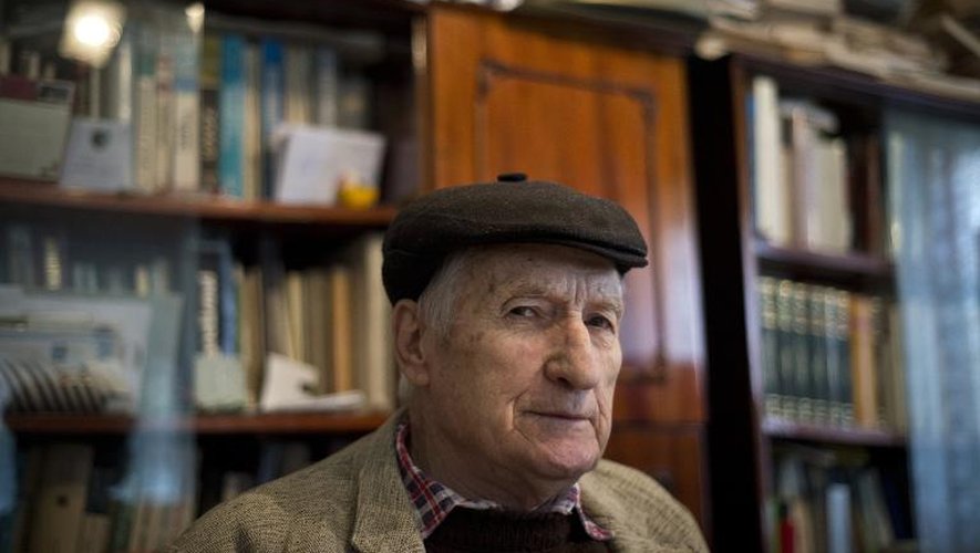 Valentin Cristea, 84 ans, dernier survivant des ex-détenus politiques de la prison de Ramnicu Sarat, chez lui à Campina, le 18 septembre 2014 en Roumanie