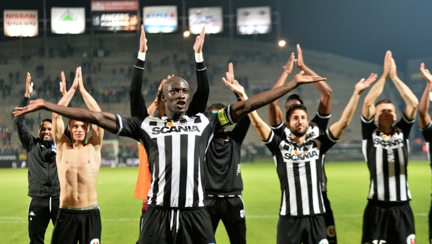 Les joueurs angevins fêtent leur victoire contre Bastia, le 3 octobre 2015 à Angers