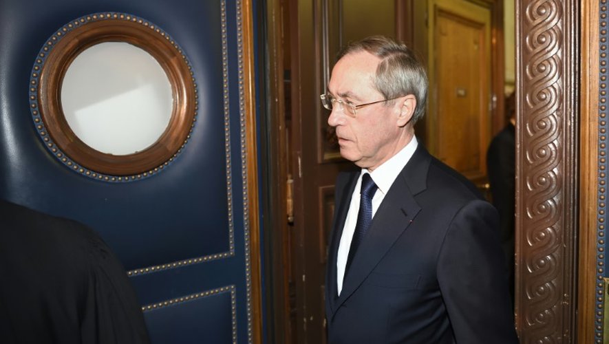 Claude Guéant à son arrivée au palais de justice le 28 septembre 2015 à Paris