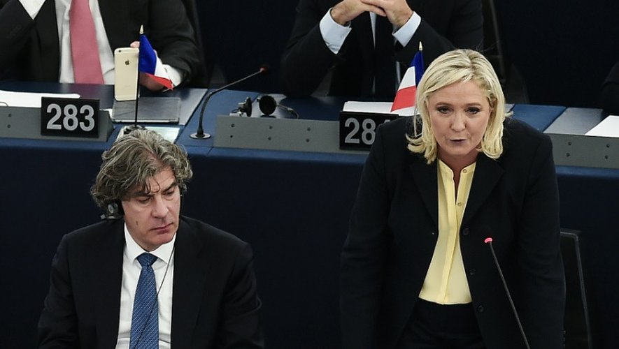 L'eurodéputée Marine Le Pen au parlement européen le 7 octobre 2015 à Strasbourg