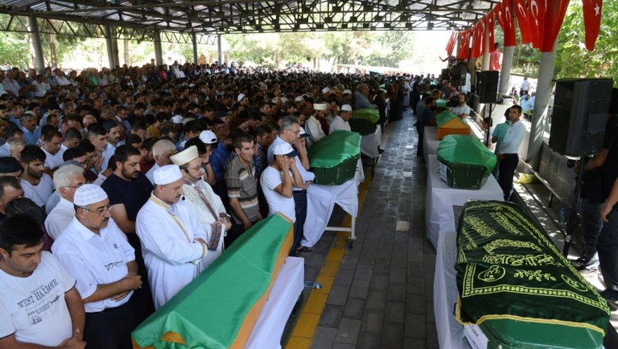 Funérailles de victimes de l'attentat de Gaziantep, en Turquie, le 21 août 2016