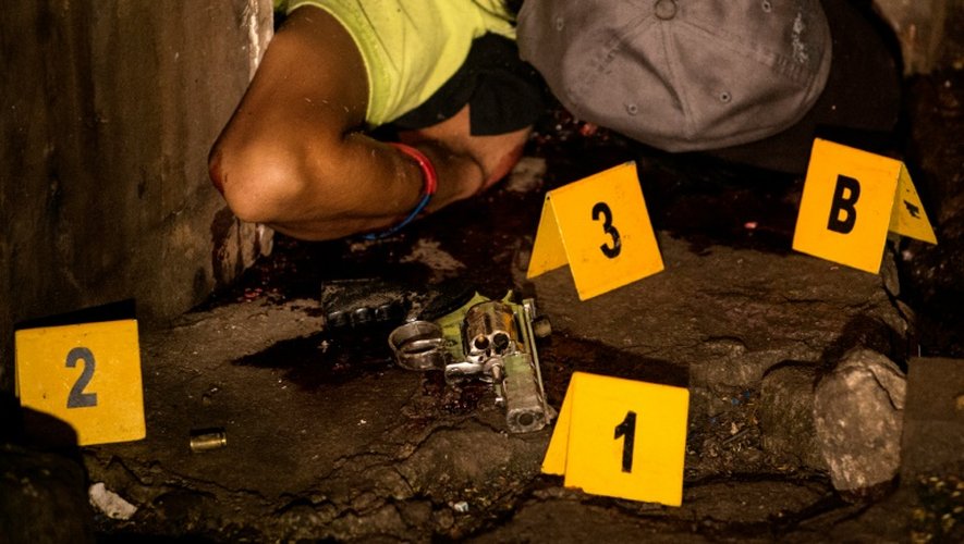 Un supposé trafiquant de drogue a été abattu par des policiers dans les rues de Manille, le 25 juin 2016