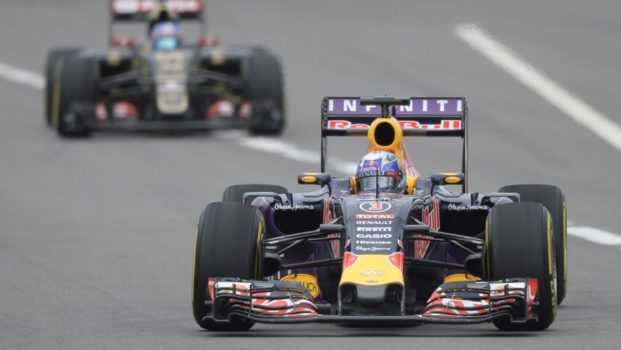 La Red Bull de l'Australien Daniel Ricciardo, lors des essais libres du GP de Russie, 1 à Sotchi le 9 octobre 2015