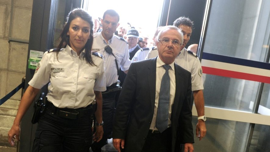 Jean Leonetti à son arrivée le 17 juin 2014 au procès du Nicolas Bonnemaison le 17 juin 2014 à Paru