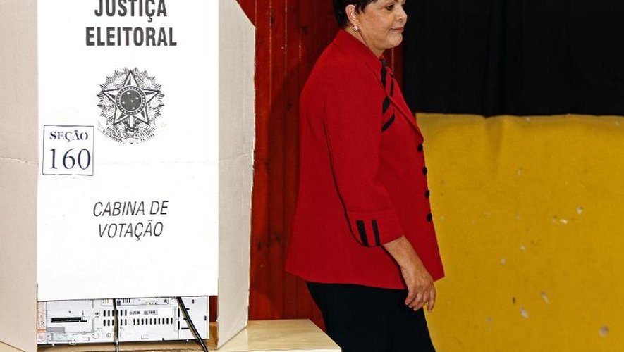 Dilma Roussef vote le 5 octobre 2014 à Porte Allegre