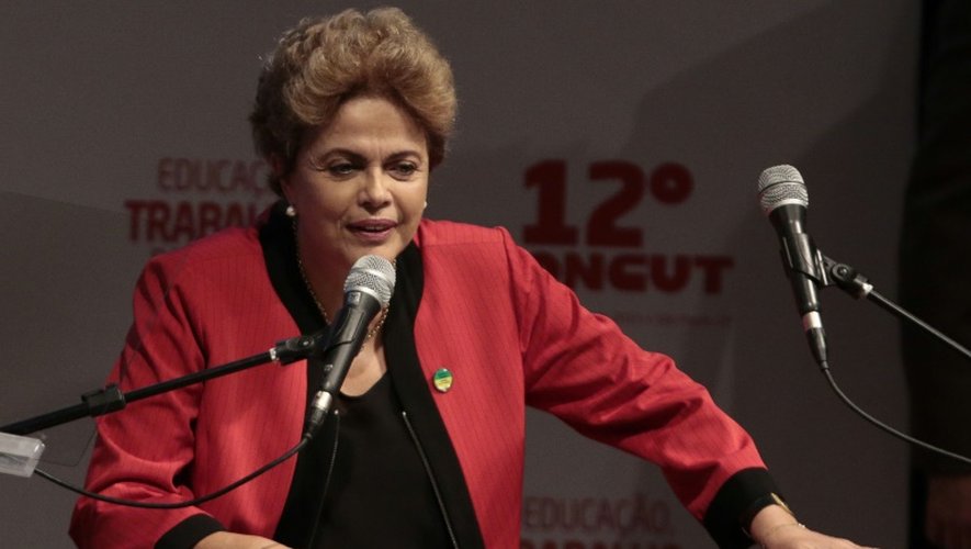 La présidente brésilienne Dilma Rousseff à Sao Paulo, au Brésil, le 13 octobre 2015