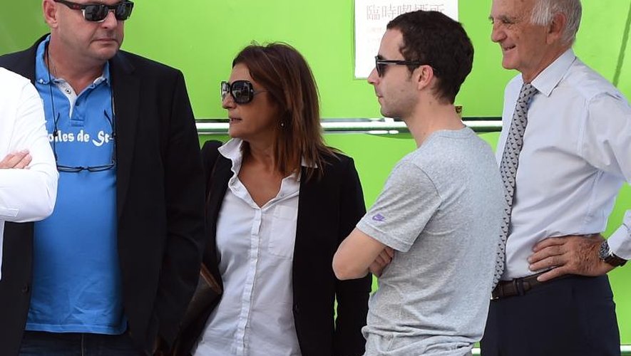 Philippe et Christine Bianchi, les parents de Jules Bianchi, Nicolas Todt et le professeur Gérard Saillant le 8 octobre 2014 à l'hôpital de Yokkaichi