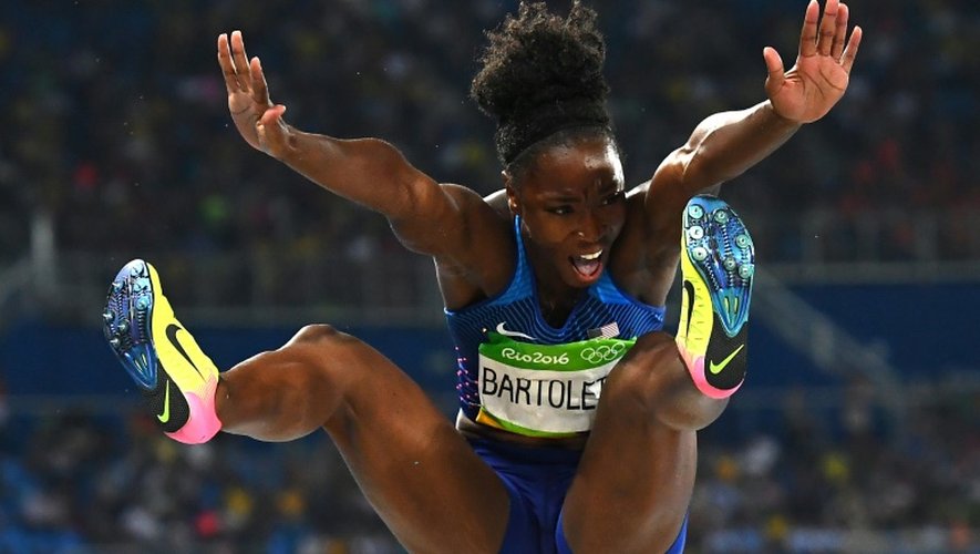 L'Américaine Tianna Bartoletta au saut en longueur, lors des JO de Rio, le 17 août 2016