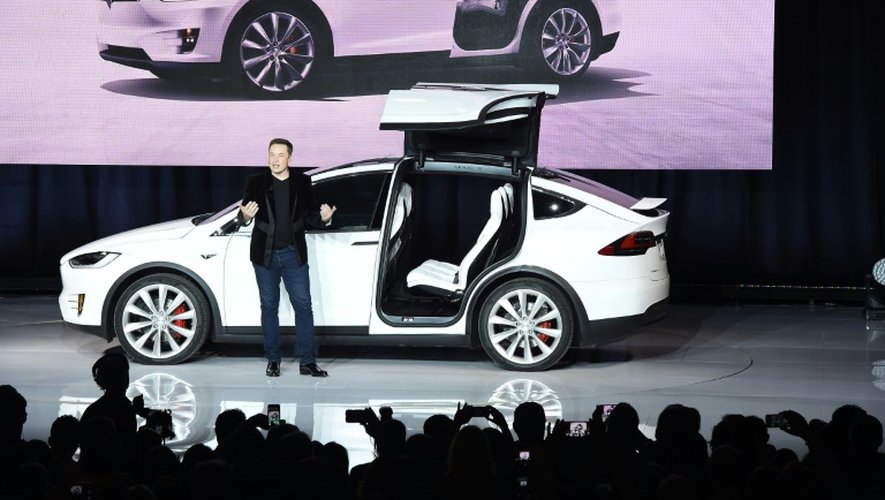 Le PDG de Tesla Elon Musk au lancement du model X à Femont, en Californie, le 29 septembre 2015